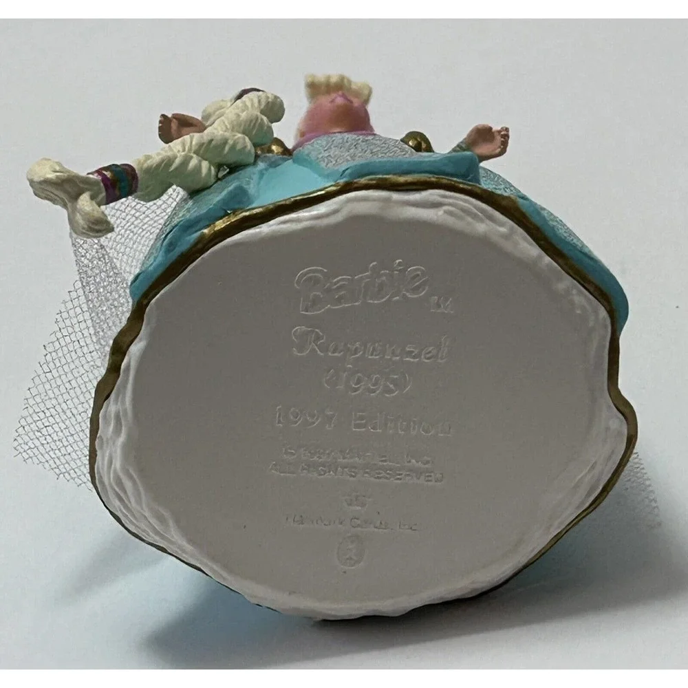 HALLMARK KEEPSAKE ORNAMENT BARBIE‎ RAPUNZEL 1997 CHILDREN'S COLLECTORS SERIES